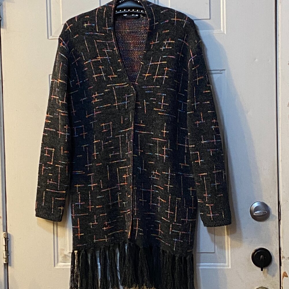 NEW Creation Womens Sz M Cardigan Sweater Snap Wool Blend Dark Gray/Multi Fringe